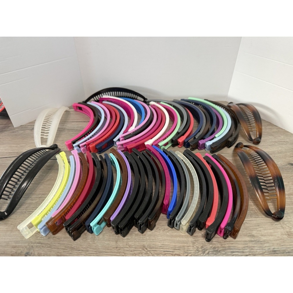 Lot Of 65 Vintage Hair Accessories Banana Clips Combs Lot Various Sizes Colors